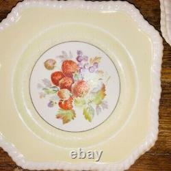 14 vintage Johnson Bros CALIFORNIA Pastel Square Plates Fruit Assembled Set 7.5