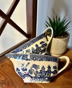 2? Willow Blue Gravy Boat Johnson Brothers England Earthenware Discontinued