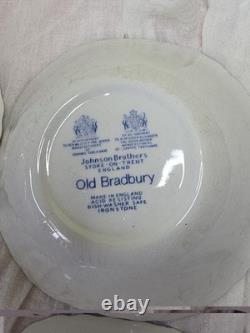 22 pc Johnson Bros Old-Bradbury-in-Blue English Iconic Vintage Porcelain Set