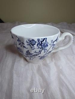 22 pc Johnson Bros Old-Bradbury-in-Blue English Iconic Vintage Porcelain Set