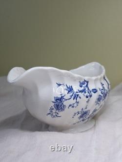 22 pc Johnson Bros Old-Bradbury-in-Blue English Iconic Vintage Porcelain Set
