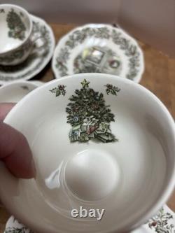 23 pc Lot Vintage JOHNSON BROS MERRY CHRISTMAS Dinner Salad Cup Saucer