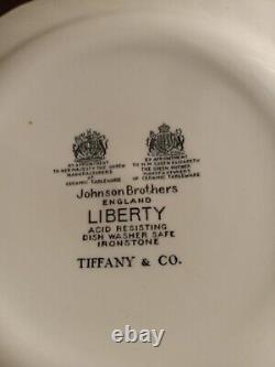 4 Tiffany Brown And White Salad Plates By Johnson Bros Liberty Pattern 7 1/2
