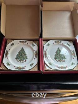 8 Johnson Bros. Victorian Christmas Square Salad Plates (NIB)