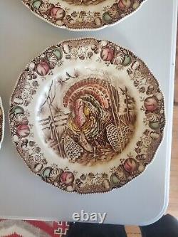 8 Vintage Johnson Bros. England His Majesty Turkey 10 3/4 Dinner Plates