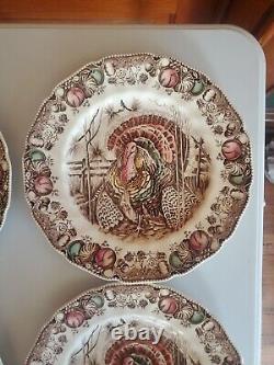 8 Vintage Johnson Bros. England His Majesty Turkey 10 3/4 Dinner Plates