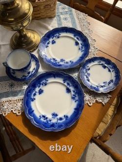 Antique Johnson Bros England Flow Blue 5-Piece Tea Set Dinner Plates Cup Saucer