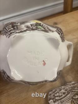 Antique Johnson Brothers Old English Countryside, 44 Pieces great condition