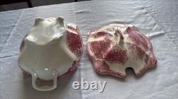 Beautiful Johnson Bros Classic Old Britain Castles Pattern Pink Soup Tureen