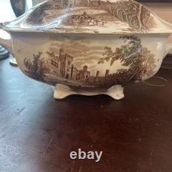 Beautiful soup tureen antique Haddon Hall by Johnson Bros rare