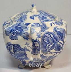 Early Johnson Brothers 4 Cup TEAPOT English Chippendale Blue PERFECTLY STUNNING