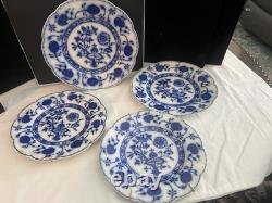 Flo Blue Holland Johnson Bros 2 Salad plates(have Chips)2 Dinner Plates Very Gd