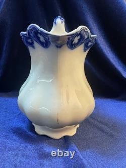 Flow Blue Johnson Brothers Savoy 16oz Creamer/pitcher