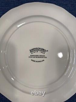 Friendly Village, Johnson Brothers, Christmas Dinner Plate (C), Made In England