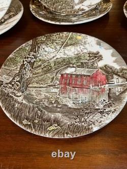 Friendly Village Made in England by Johnson Bros. Vintage Dessert/Pie Plates