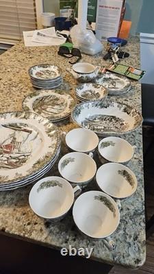 Friendly Village Vintage Collectors Set