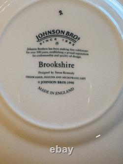 HUGE Collection (95 Pc) Johnson Brothers Brookshire Dinner And Tea Set