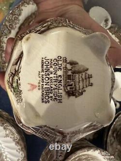 Heritage Hall Johnson Brothers China England Lot Of 50 Pieces
