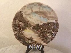 JOHNSON BROS OLDE ENGLISH COUNTRYSIDE Brown, Multicolor. 7 Dinner Plates. Disc