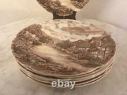 JOHNSON BROS OLDE ENGLISH COUNTRYSIDE Brown, Multicolor. 7 Dinner Plates. Disc