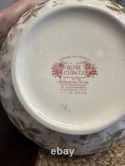 JOHNSON BROS ROSE CHINTZ SOUP TUREEN Pink Roses