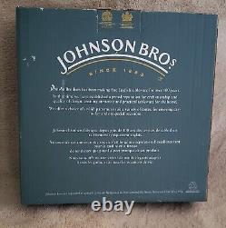 JOHNSON BROS. WILLOW(ENGLAND) Complete 20 Piece Place Setting Mint in Boxes