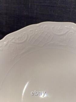 JOHNSON BROTHERS-Richmond White 4/Dinner Plates10 and 4/Salad Bowls6.25