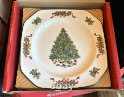 JOHNSON BROTHERS VICTORIAN CHRISTMAS SQUARE SALAD PLATES ENGLAND Qty. 8 NIB
