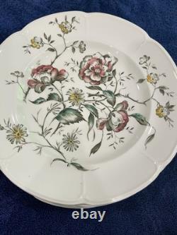 Johnson And Bros Windsor Ware JB9 12 Piece -6 Dinner Plates And 6 Bread + Butter
