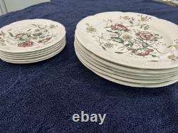 Johnson And Bros Windsor Ware JB9 12 Piece -6 Dinner Plates And 6 Bread + Butter