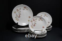 Johnson Bros Autumn Breezes Dinnerware, 38 Pieces, Leaf Pattern, 1970's Vtg