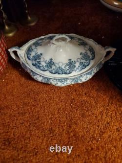 Johnson Bros Blue Dartmouth Oval Covered Casserole Early Rare pattern