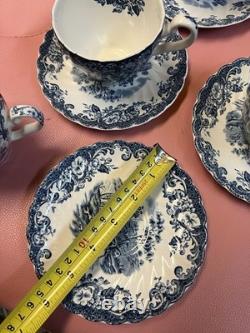 Johnson Bros Coaching Scenes Hunting Ironstone Blue/White Cup & Saucer Set 14p
