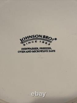 Johnson Bros Covered Casserole Bowl England Old Britain Castles Pink Since 1883