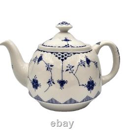 Johnson Bros DENMARK BLUE Teapot & Lid EXCELLENT