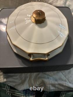 Johnson Bros England Covered Vegetable Dish with Lid