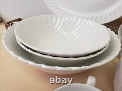 Johnson Bros England Regency White Swirl Ironstone 26 Piece Dinnerware SetVGC