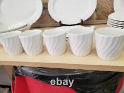 Johnson Bros England Regency White Swirl Ironstone 26 Piece Dinnerware SetVGC