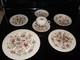 Johnson Bros England Staffordshire Bouquet 7 Piece Place Setting Set
