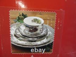 Johnson Bros FRIENDLY VILLAGE 20 Piece Dinnerware set, MIB UNUSED NICE SET