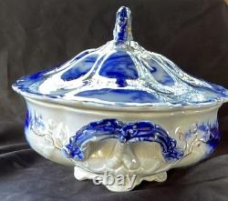 Johnson Bros FULTON Covered Vegetable Bowl w Lid Flo Blue White