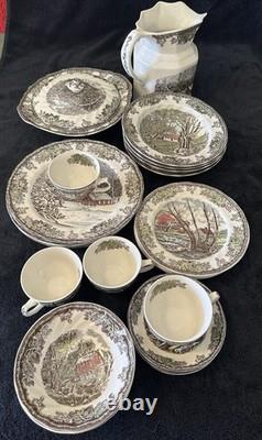 Johnson Bros Friendly Village 24 Piece Dinnerware Set Retired Set Unused