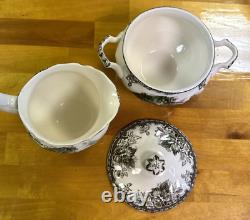 Johnson Bros Friendly Village 5 Piece Place Setting for 4 WithCreamer & Sugar VGC