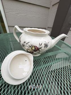 Johnson Bros Georgia Coffee/Tea Pot Discontinued Design Hand Crafted In England