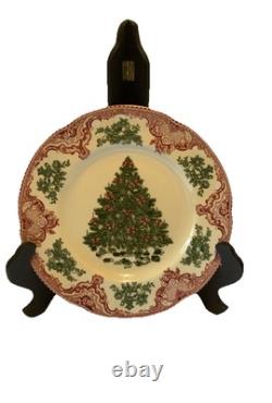 Johnson Bros Old Britain Castles Pink Christmas Dinner Plate Green Tree 10.5
