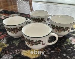 Johnson Bros Victorian Christmas Made In England 4 4 Piece Place Settings S&P