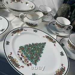 Johnson Bros Victorian Christmas Tea Set 19 Pieces Made in England. MINT
