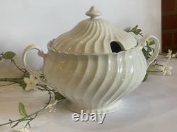 Johnson Bros White Regency Ironstone Swirled Tureen & Lid England Two Piece