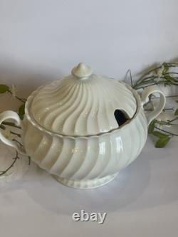 Johnson Bros White Regency Ironstone Swirled Tureen & Lid England Two Piece