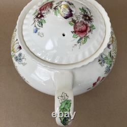 Johnson Bros Windsor Ware GARDEN BOUQUET Teapot Holds 4 Cups c. 1940-70